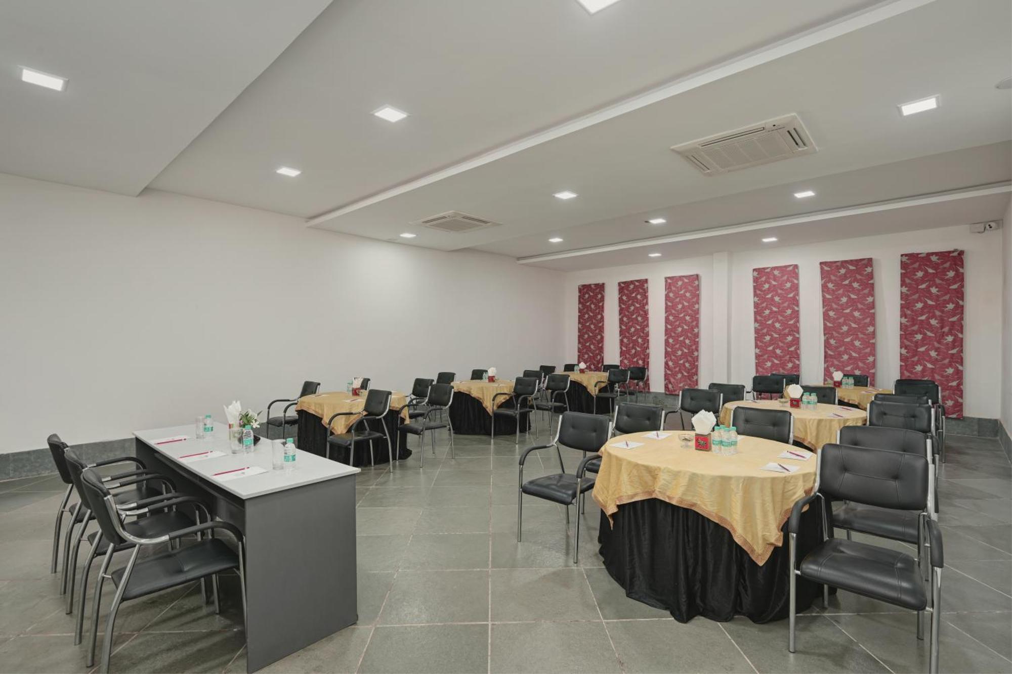 Anandam - A Luxury Resort In Udaipur Esterno foto