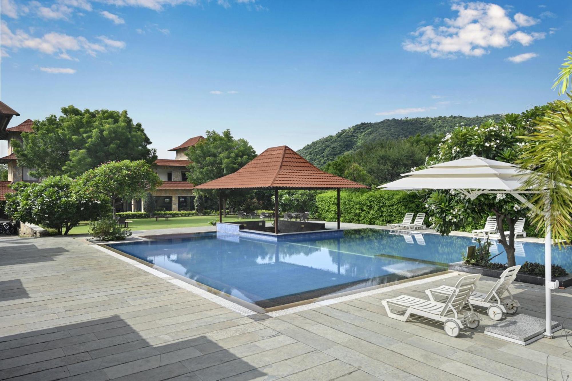 Anandam - A Luxury Resort In Udaipur Esterno foto